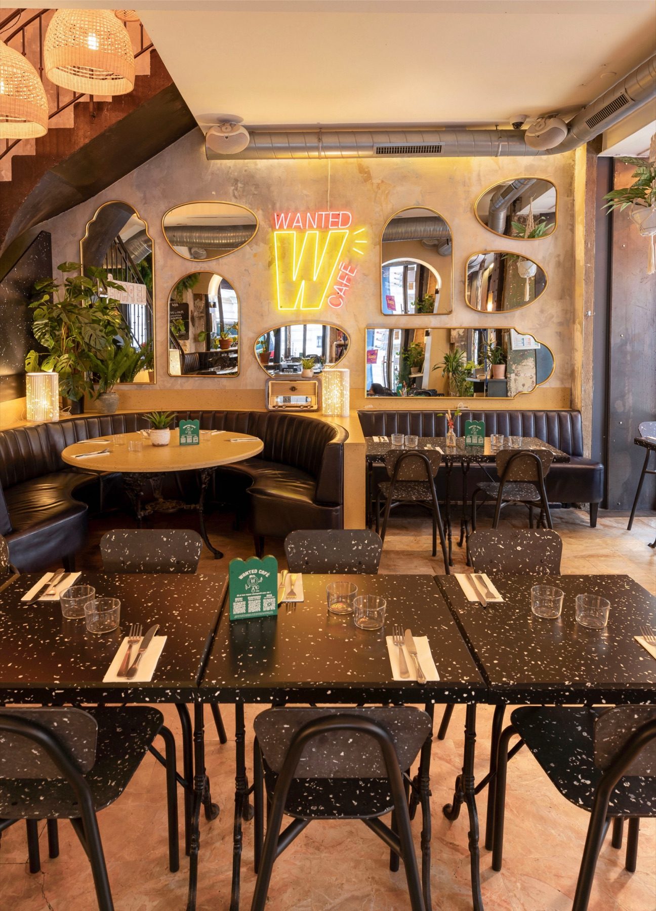 Wanted Café, image 6